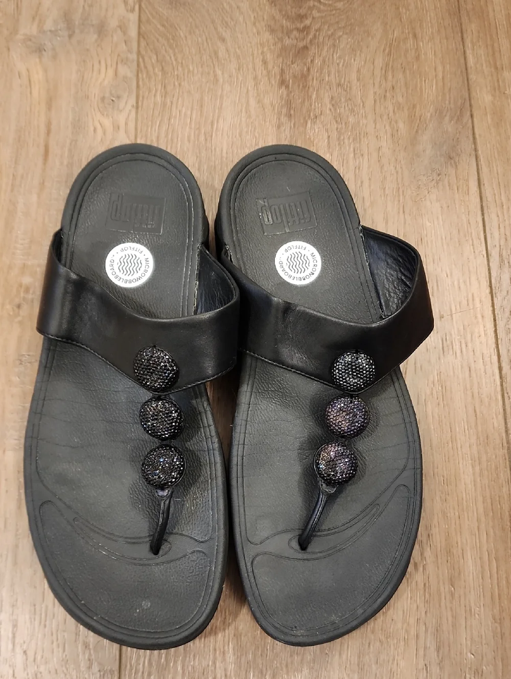 FitFlop Petra Jewel Sandals Flip Flop Thongs Black 3 Jewels Women's size 10